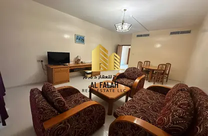 Apartment - 2 Bedrooms - 2 Bathrooms for rent in Zayd Bin Aslam Street - Abu shagara - Sharjah