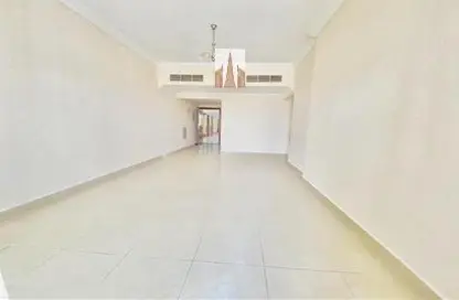 Apartment - 2 Bedrooms - 2 Bathrooms for rent in Muwaileh 29 Building - Muwaileh - Sharjah