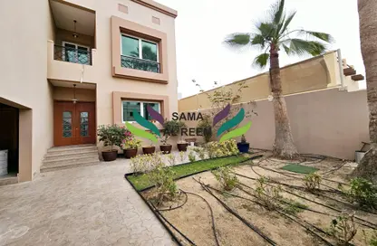 Villa - 4 Bedrooms - 5 Bathrooms for rent in Jumeirah 3 Villas - Jumeirah 3 - Jumeirah - Dubai