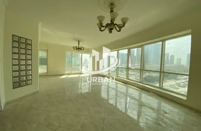 Apartment - 3 Bedrooms - 3 Bathrooms for rent in Thuraya Al Majaz Building - Al Majaz 3 - Al Majaz - Sharjah