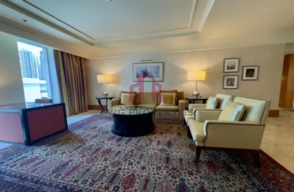 Apartment - 3 Bedrooms - 4 Bathrooms for rent in Ritz Carlton - DIFC - Dubai