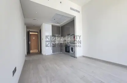 Apartment - 2 Bedrooms - 2 Bathrooms for rent in Azizi Riviera 43 - Meydan One - Meydan - Dubai