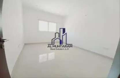 Apartment - 1 Bedroom - 1 Bathroom for rent in Al Qulaya'ah - Al Sharq - Sharjah