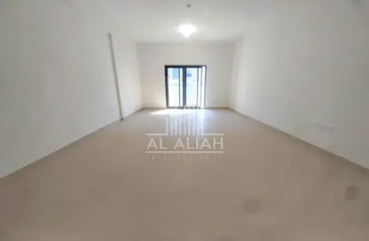 Apartment - 1 Bedroom - 2 Bathrooms for rent in Al Najda Street - Abu Dhabi