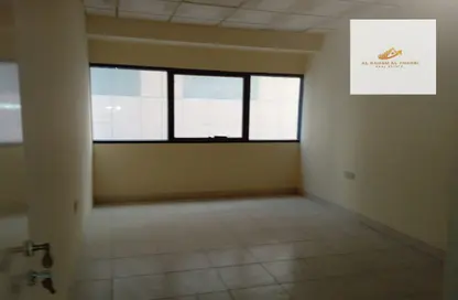 Apartment - 3 Bedrooms - 3 Bathrooms for rent in Al Taawun - Sharjah