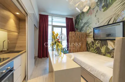 Apartment - 1 Bathroom for sale in Studio One - Dubai Marina - Dubai