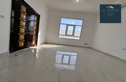 Apartment - Studio - 1 Bathroom for rent in C120 Building - Mohamed Bin Zayed City - Abu Dhabi