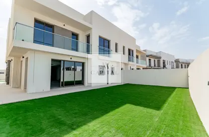 Townhouse - 4 Bedrooms - 5 Bathrooms for sale in Redwoods - Yas Acres - Yas Island - Abu Dhabi