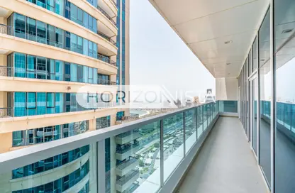 Apartment - 3 Bedrooms - 4 Bathrooms for sale in Marina Arcade Tower - Dubai Marina - Dubai