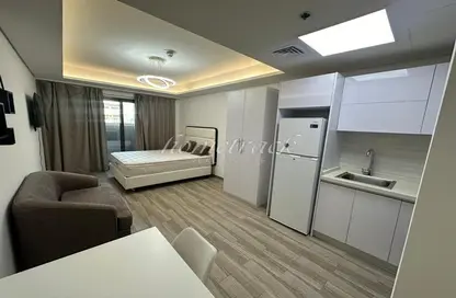 Apartment - 1 Bathroom for rent in Laya Mansion - Jumeirah Village Circle - Dubai