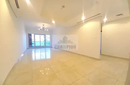 Apartment - 3 Bedrooms - 3 Bathrooms for rent in Al Warqa'a 1 - Al Warqa'a - Dubai