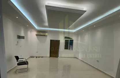 Villa - 6 Bedrooms for rent in Al Mowaihat 2 - Al Mowaihat - Ajman