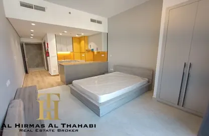 Apartment - Studio - 1 Bathroom for rent in The V Tower - Dubai Land Residence Complex - Dubai