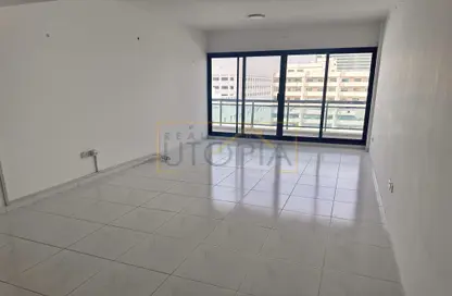 Apartment - 3 Bedrooms - 4 Bathrooms for rent in Silver Sands 3 - Mankhool - Bur Dubai - Dubai