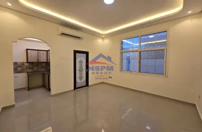 Apartment - 1 Bathroom for rent in Al Saada Street - Al Mushrif - Abu Dhabi