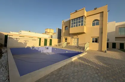 Villa - 4 Bedrooms - 6 Bathrooms for rent in Al Riffa - Ras Al Khaimah