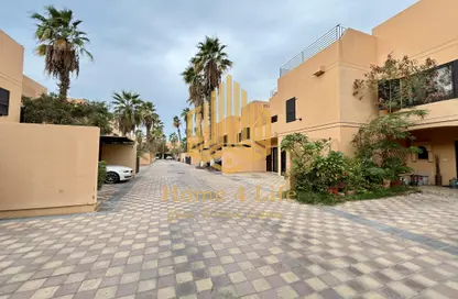 Villa - 4 Bedrooms - 5 Bathrooms for rent in Al Musalla Area - Al Karamah - Abu Dhabi