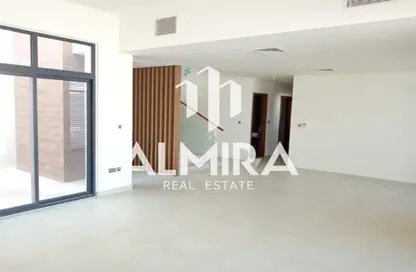 Villa - 5 Bedrooms - 6 Bathrooms for sale in West Yas - Yas Island - Abu Dhabi