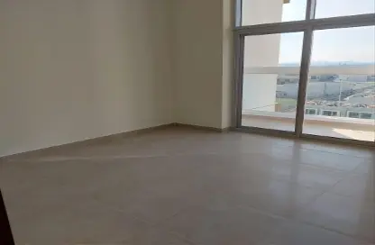 Apartment - 1 Bathroom for rent in Azizi Plaza - Al Furjan - Dubai