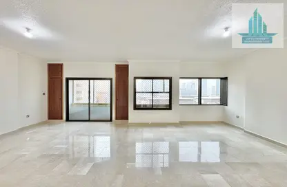 Apartment - 4 Bedrooms - 5 Bathrooms for rent in Burj Mohammed Bin Rashid at WTC - Corniche Road - Abu Dhabi