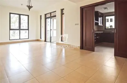 Apartment - 2 Bedrooms - 3 Bathrooms for sale in Zanzebeel 3 - Zanzebeel - Old Town - Dubai