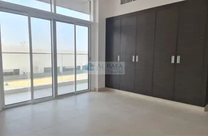 Apartment - 3 Bedrooms - 4 Bathrooms for rent in Nadd Al Hammar - Dubai