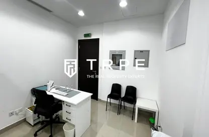 Office Space - Studio - 1 Bathroom for sale in Park Lane Tower - Business Bay - Dubai