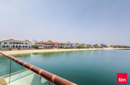 Apartment - 1 Bathroom for sale in Palm Views East - Palm Views - Palm Jumeirah - Dubai