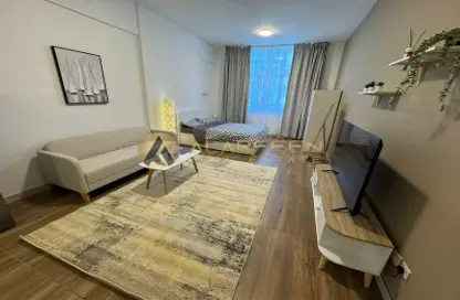 Apartment - 1 Bathroom for rent in Frankfurt Sports Tower - Dubai Sports City - Dubai