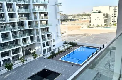 Apartment - 1 Bedroom - 2 Bathrooms for sale in Oasis 1 - Oasis Residences - Masdar City - Abu Dhabi