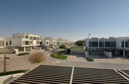 Townhouse - 3 Bedrooms - 3 Bathrooms for sale in Aurum Villas - Zinnia - Damac Hills 2 - Dubai