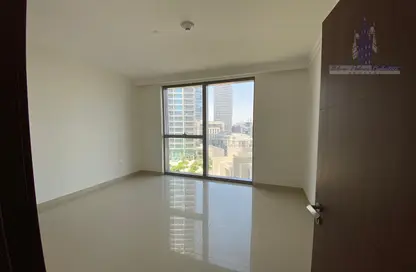 Apartment - 2 Bedrooms - 2 Bathrooms for rent in Boulevard Point - Downtown Dubai - Dubai