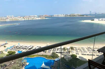 Apartment - 1 Bedroom - 2 Bathrooms for rent in Al Haseer - Shoreline Apartments - Palm Jumeirah - Dubai