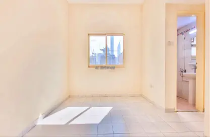 Apartment - 1 Bedroom - 1 Bathroom for rent in Satwa Road - Al Satwa - Dubai