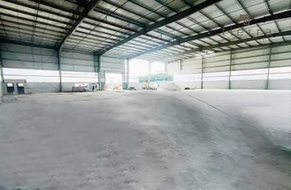 Warehouse - Studio - 2 Bathrooms for rent in Al Qusais Industrial Area 1 - Al Qusais Industrial Area - Al Qusais - Dubai