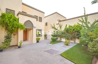 Villa - 3 Bedrooms - 4 Bathrooms for sale in Regional - Jumeirah Park - Dubai