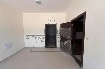 Apartment - 3 Bedrooms - 4 Bathrooms for rent in Al Zaheya Gardens - Al Zahya - Ajman