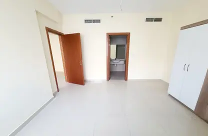 Apartment - 1 Bedroom - 2 Bathrooms for rent in Hajar Building - Muwaileh Commercial - Sharjah