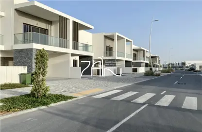 Villa - 4 Bedrooms - 5 Bathrooms for sale in Redwoods - Yas Acres - Yas Island - Abu Dhabi