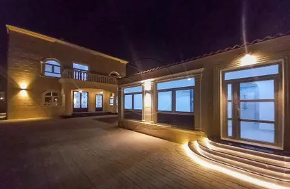 Villa - 5 Bedrooms - 7 Bathrooms for rent in Madinat Al Riyad - Abu Dhabi