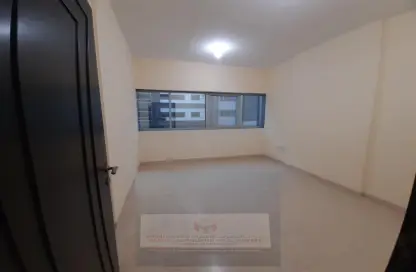 Apartment - 2 Bedrooms - 2 Bathrooms for rent in Shabiya 9 - Shabiya - Mussafah - Abu Dhabi