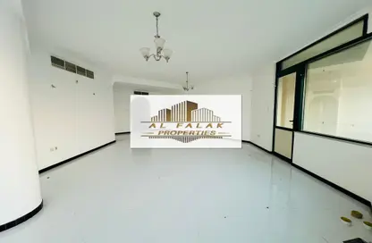 Apartment - 3 Bedrooms - 4 Bathrooms for rent in Al Hafeet Tower - Al Taawun Street - Al Taawun - Sharjah