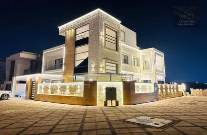 Villa - 5 Bedrooms - 7 Bathrooms for sale in Al Yasmeen 1 - Al Yasmeen - Ajman