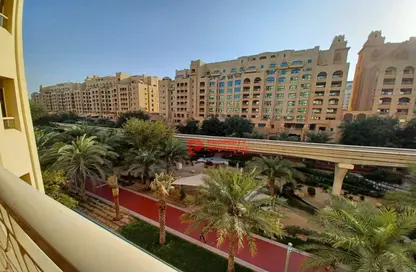 Apartment - 2 Bedrooms - 2 Bathrooms for sale in Al Anbara - Shoreline Apartments - Palm Jumeirah - Dubai