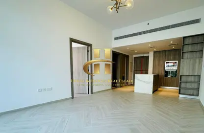 Apartment - 1 Bedroom - 2 Bathrooms for rent in Oxford Terraces 2 - Jumeirah Village Circle - Dubai