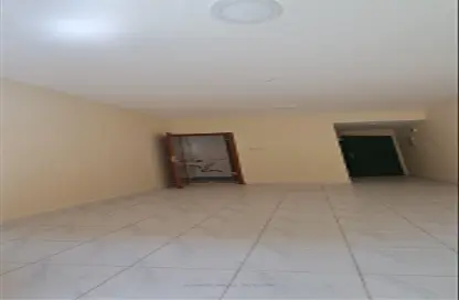 Apartment - Studio - 1 Bathroom for rent in Al Baraha - Deira - Dubai