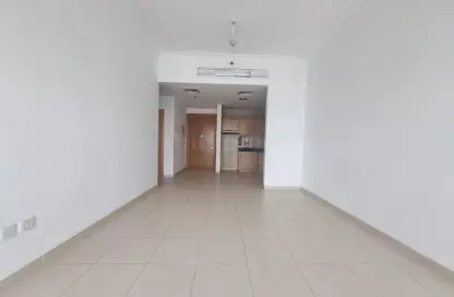 Apartment - 1 Bedroom - 1 Bathroom for rent in Mayfair Residency - Business Bay - Dubai