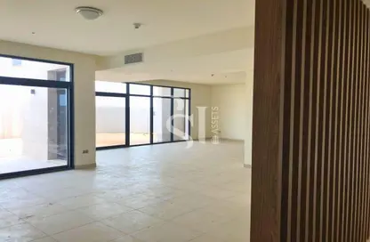 Villa - 5 Bedrooms - 6 Bathrooms for rent in West Yas - Yas Island - Abu Dhabi