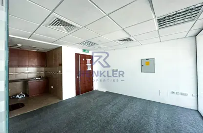 Office Space - Studio - 1 Bathroom for rent in Tiffany Tower - JLT Cluster W - Jumeirah Lake Towers - Dubai