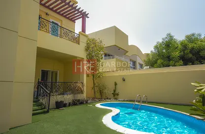 Villa - 4 Bedrooms - 5 Bathrooms for rent in Al Garhoud Villas - Al Garhoud - Dubai